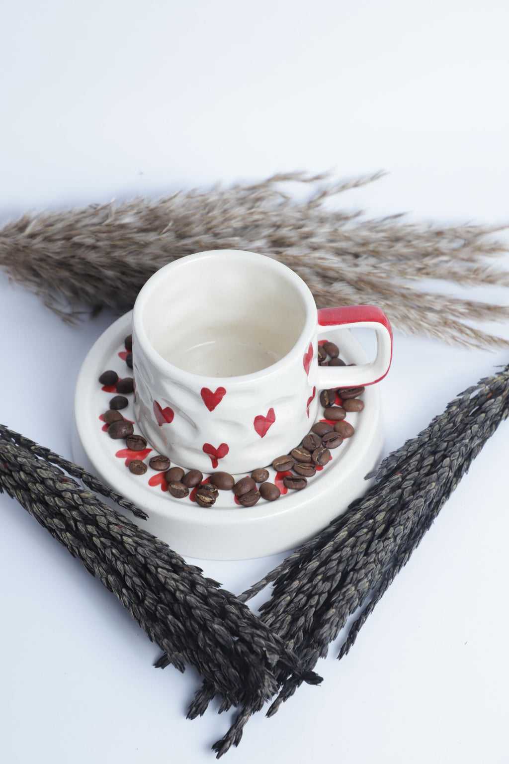 Red Heart Pattern Ceramic Cup with Saucer